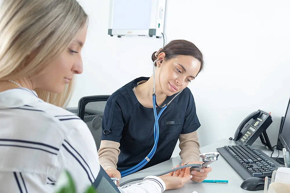 PRP терапия в клинике Rosa Springs, фото 2 - круглогодичный курорт «Роза Хутор»