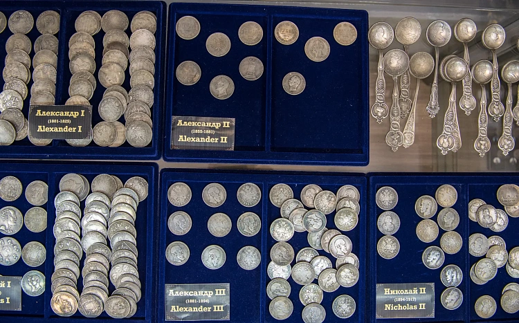 Выставка «История денег России» открылась на курорте Роза Хутор, фото 3 - круглогодичный курорт «Роза Хутор»