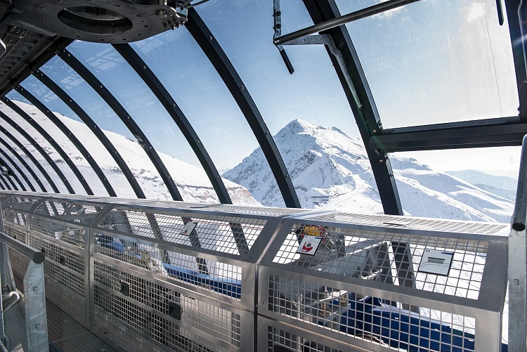 На Роза Хутор введена в эксплуатацию первая в России канатная дорога системы D-line, фото 3 - круглогодичный курорт «Роза Хутор»