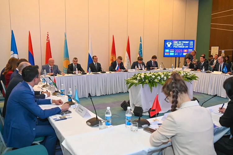 Год горного туризма на пространстве СНГ объявили на «Роза Хутор», фото 3 - круглогодичный курорт «Роза Хутор»