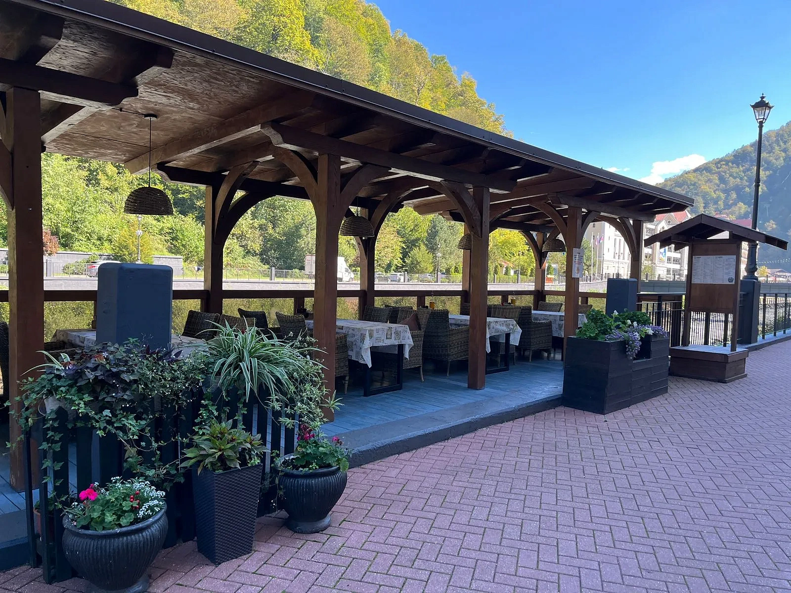 Пиццерия «Монте Роза», фото 3 - круглогодичный курорт «Роза Хутор»