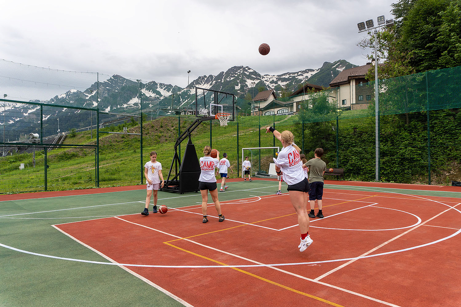Турнир по баскетболу Playground Open 3х3 , фото 5 - круглогодичный курорт «Роза Хутор»