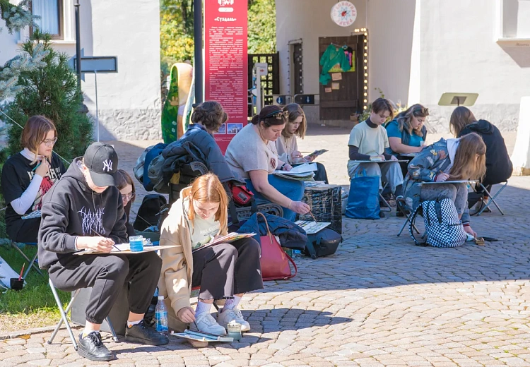 Победители детских конкурсов из разных регионов страны встретились на «Роза Хутор», фото 1 - круглогодичный курорт «Роза Хутор»