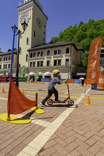 Более тысячи детей приняли участие в соревнованиях летнего кубка  «Хуторенок» на «Роза Хутор», фото 1 - круглогодичный курорт «Роза Хутор»