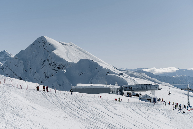 «Роза Хутор» открывает продажи однодневных ски-пассов и вечернее катание, фото 4 - круглогодичный курорт «Роза Хутор»