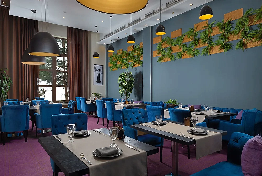 Ресторан Black Bar & Grill, фото 14 - круглогодичный курорт «Роза Хутор»