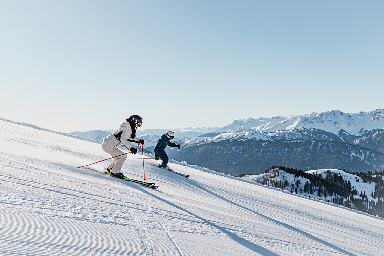 «Роза Хутор» признан лучшим горнолыжным курортом страны по версии SKI BUSINESS AWARDS-2025 , фото 3 - круглогодичный курорт «Роза Хутор»