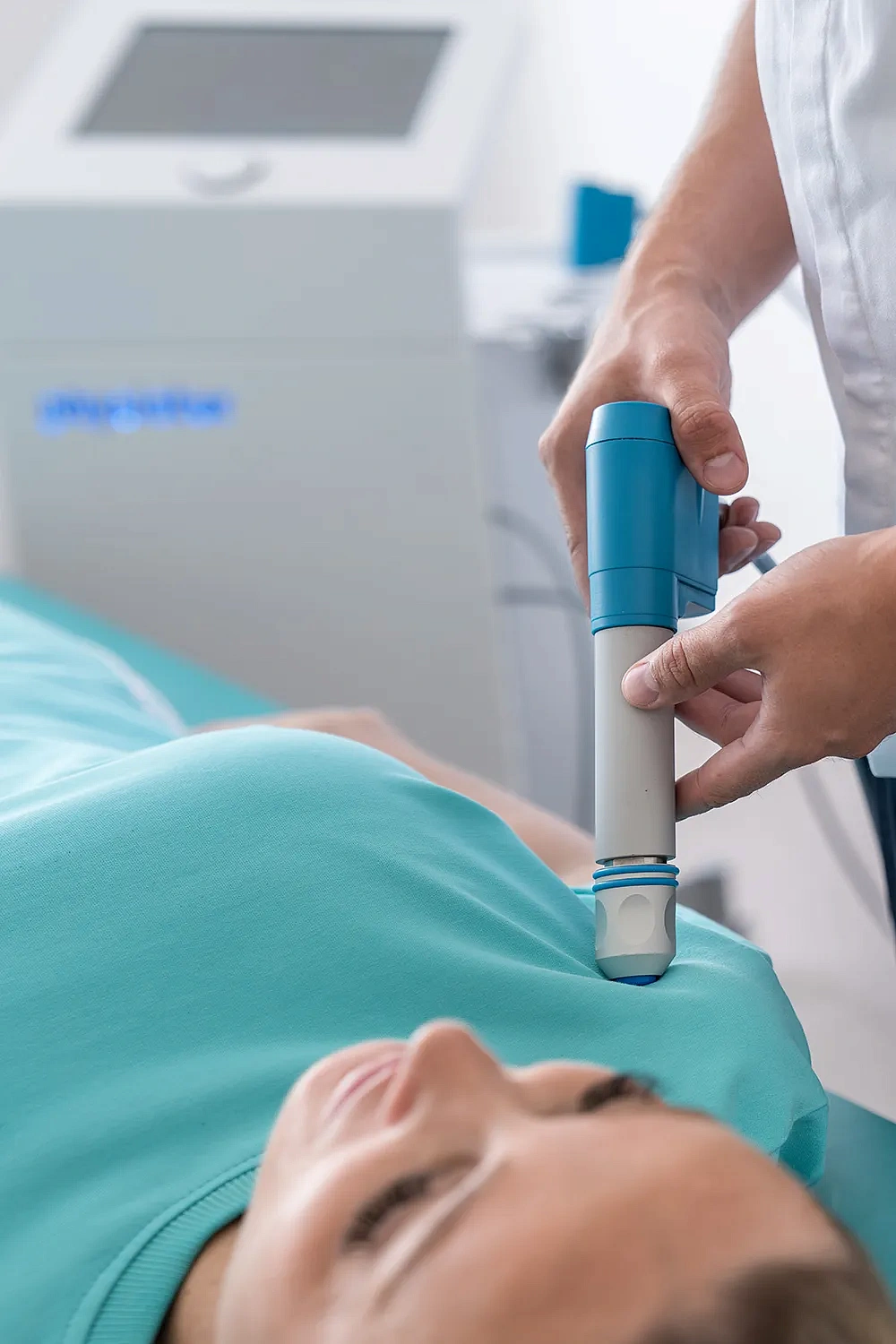 Ударно-волновая терапия KIMATUR DUO в клинике Rosa Springs, фото 3 - круглогодичный курорт «Роза Хутор»