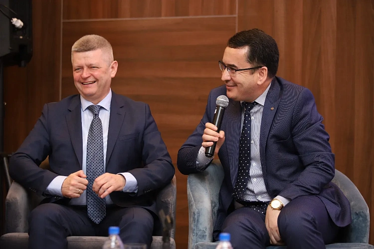 Крупнейший горный курорт России «Роза Хутор» представил в Ташкенте летние программы отдыха в горах Сочи  , фото 5 - круглогодичный курорт «Роза Хутор»