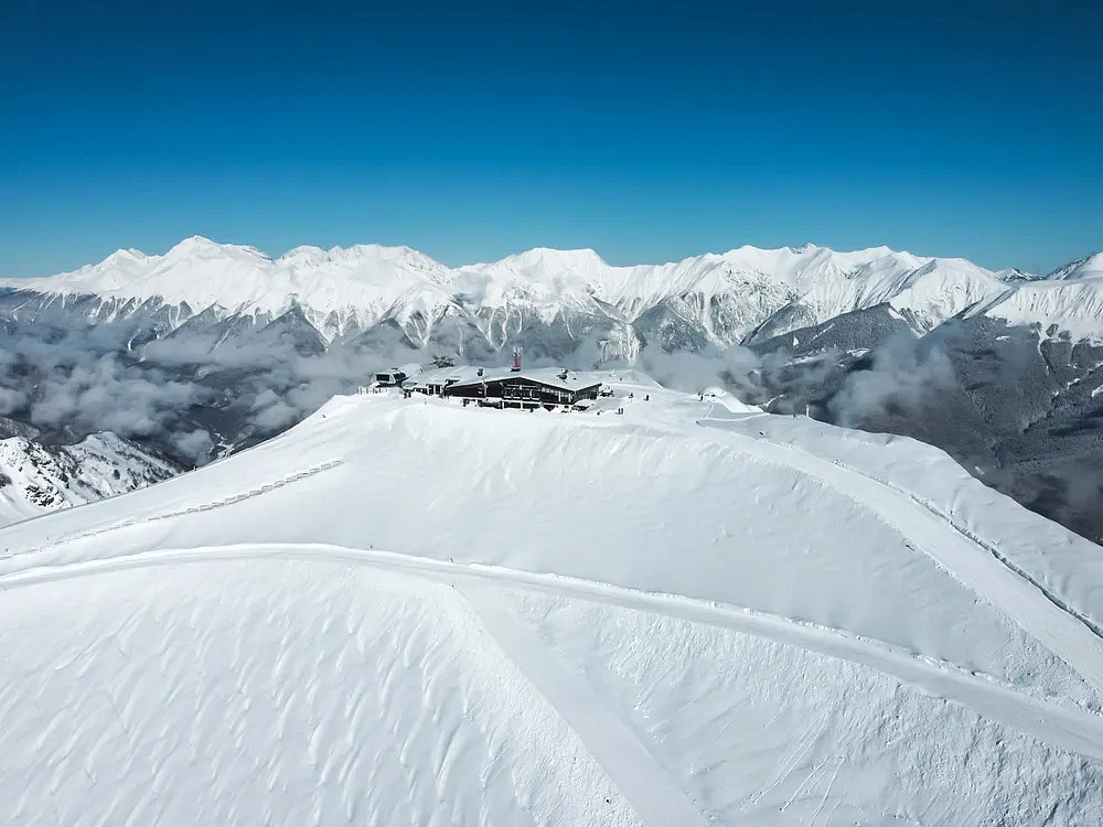 Смотровая площадка Роза Пик 2320 м, фото 9 - круглогодичный курорт «Роза Хутор»