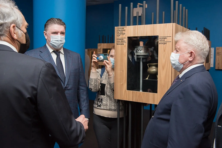 Выставка  «История зимних Олимпийских игр в артефактах: из коллекции Владимира Потанина» открылась на курорте «Роза Хутор», фото 2 - круглогодичный курорт «Роза Хутор»