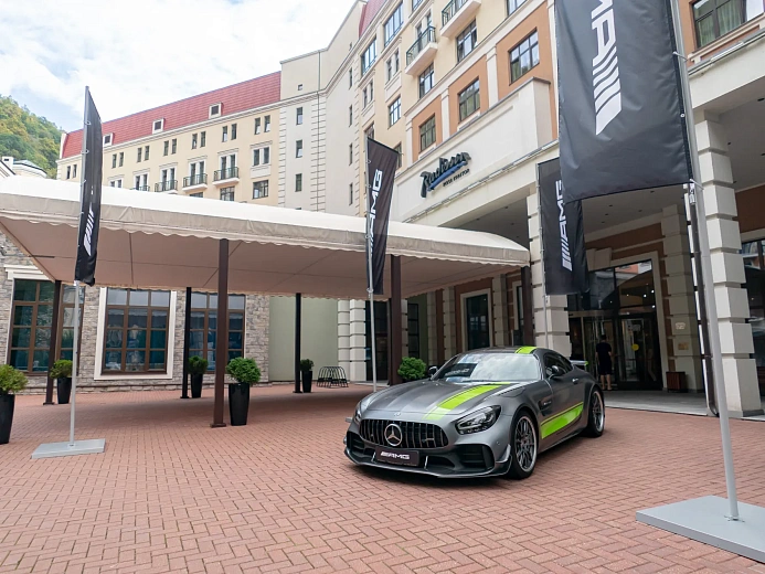 Гости отелей Radisson и Park Inn могут бесплатно протестировать автомобили Mercedes-Benz , фото 3 - круглогодичный курорт «Роза Хутор»