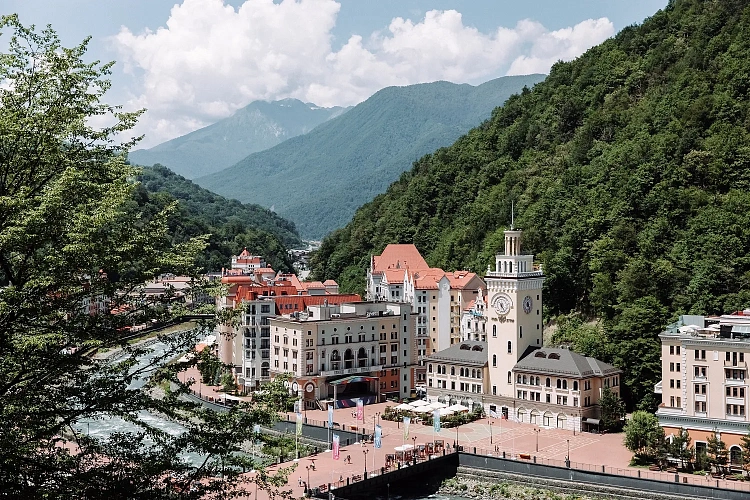 Около 850 тысяч гостей посетили «Роза Хутор» в летнем сезоне 2021 года, фото 2 - круглогодичный курорт «Роза Хутор»