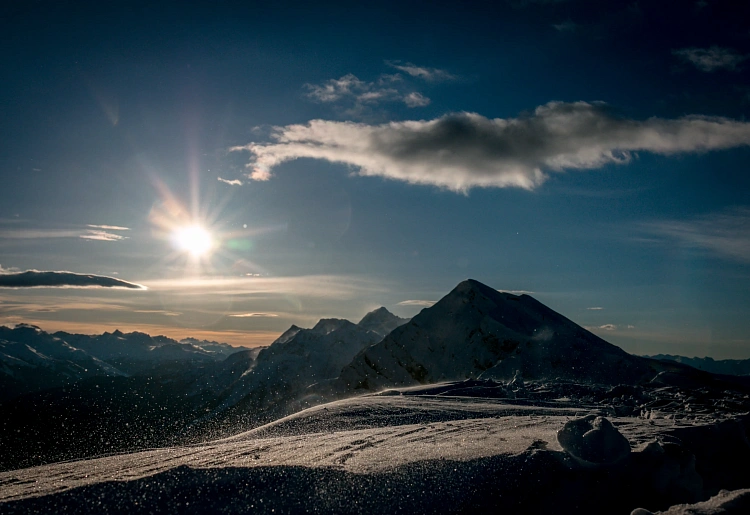 На «Роза Хутор» открыто раннее катание, фото 4 - круглогодичный курорт «Роза Хутор»