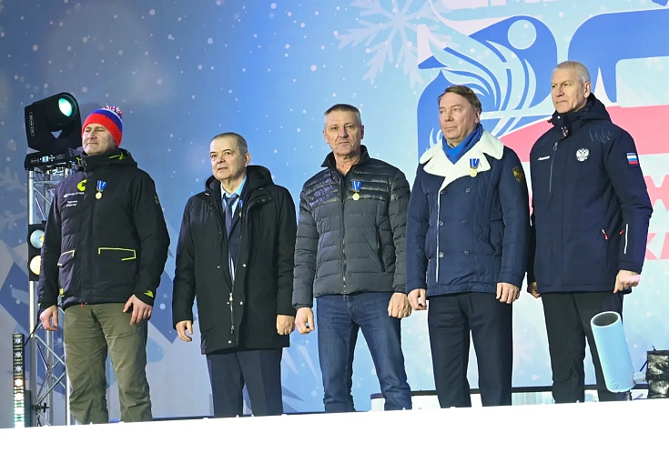 Руководство «Роза Хутор» награждено памятными медалями за значительный вклад в подготовку к Олимпиаде-2014, фото 1 - круглогодичный курорт «Роза Хутор»