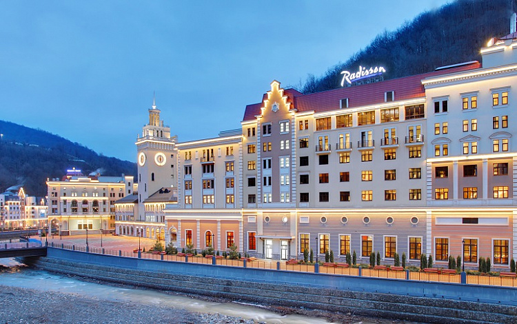 Radisson Rosa Khutor 5* признан лучшим горнолыжным отелем России, фото 1 - круглогодичный курорт «Роза Хутор»