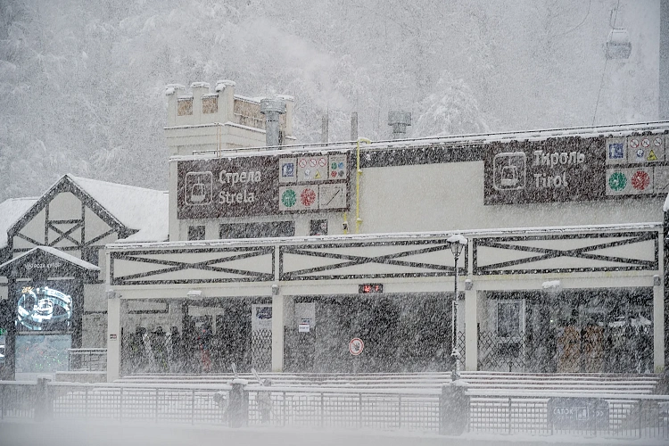 На «Роза Хутор» пришел долгожданный снег, фото 5 - круглогодичный курорт «Роза Хутор»