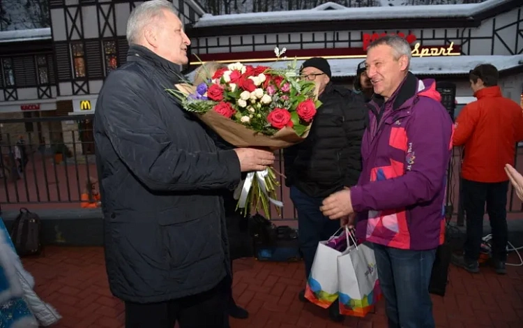 Новая Звезда на «Аллее Олимпийских чемпионов», фото 1 - круглогодичный курорт «Роза Хутор»