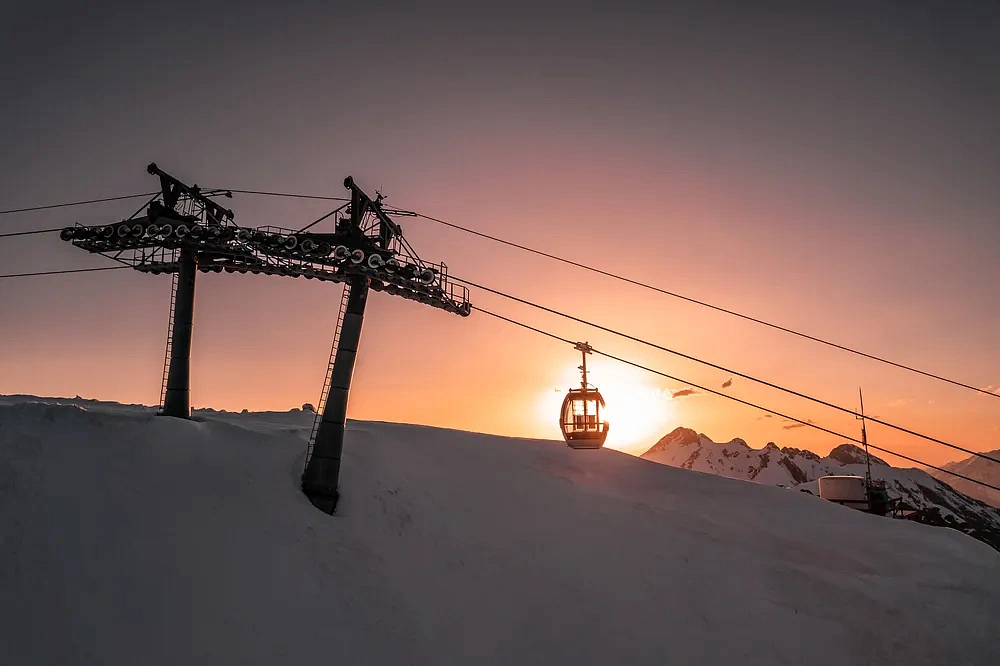 Смотровая площадка Роза Пик 2320 м, фото 14 - круглогодичный курорт «Роза Хутор»