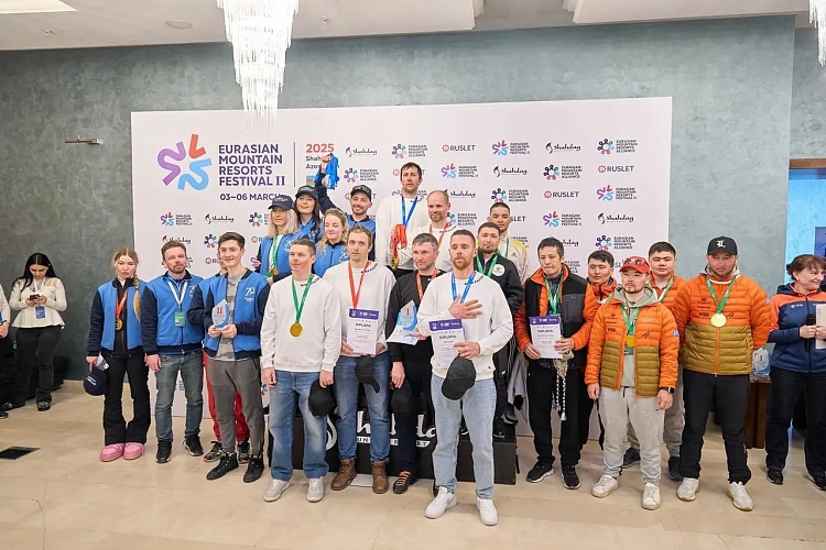 Инструкторы «Роза Хутор» выиграли  Открытый чемпионат по горнолыжному спорту стран-участниц Евразийского альянса горных курортов (ЕАКГ), фото 1 - круглогодичный курорт «Роза Хутор»