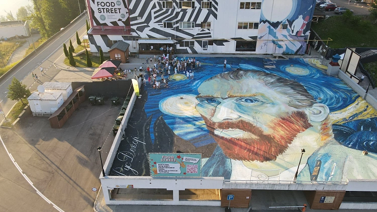 Самый большой в мире портрет Ван Гога появился в Горной Олимпийской деревне , фото 3 - круглогодичный курорт «Роза Хутор»