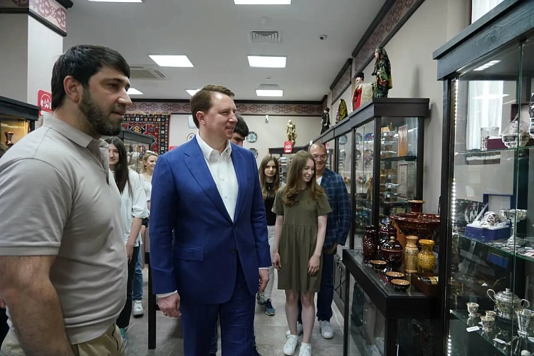 Глава Сочи Алексей Копайгородский посетил комплекс «Моя Россия» курорта Роза Хутор, фото 4 - круглогодичный курорт «Роза Хутор»