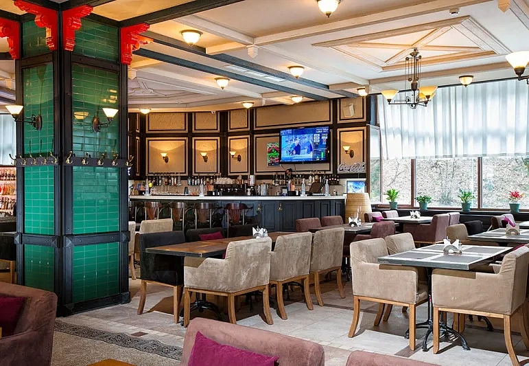 День бармена в «Чё? Харчо!», фото 1 - круглогодичный курорт «Роза Хутор»