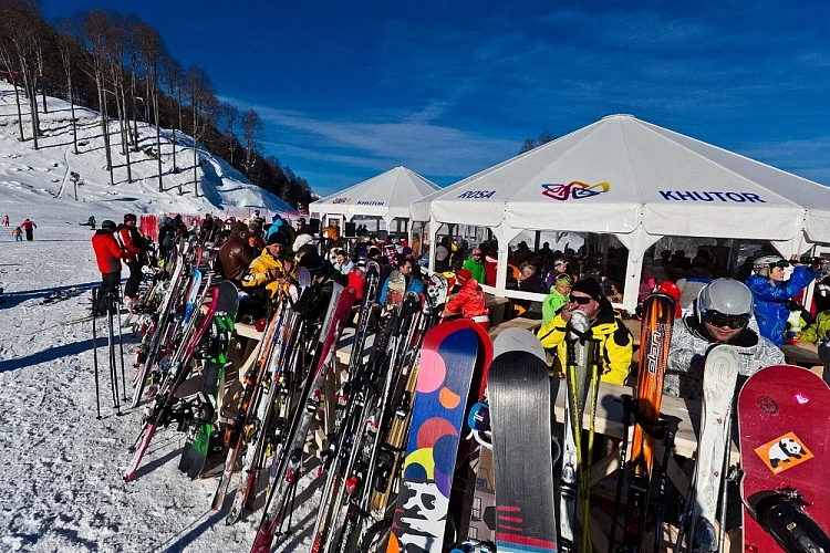 Популярность отдыха в горах Сочи растет, фото 1 - круглогодичный курорт «Роза Хутор»