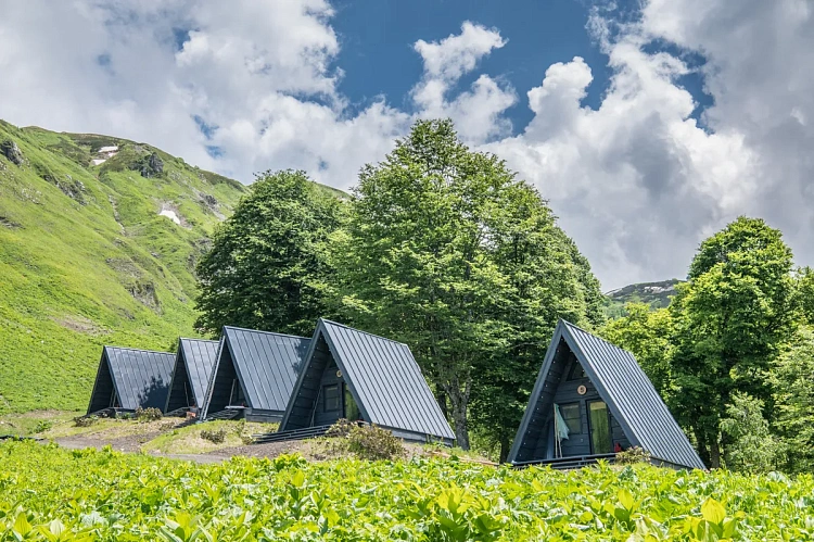 Горный курорт «Роза Хутор» поддержит  «Зелёный приют туриста», фото 1 - круглогодичный курорт «Роза Хутор»