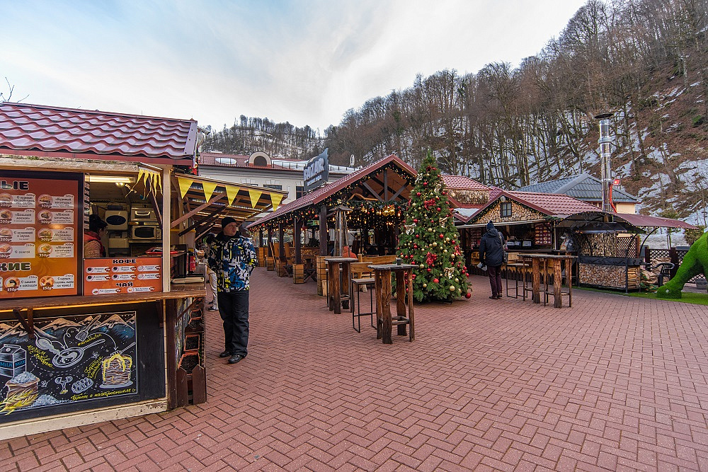 Торговые ряды Bazar, фото 4 - круглогодичный курорт «Роза Хутор»