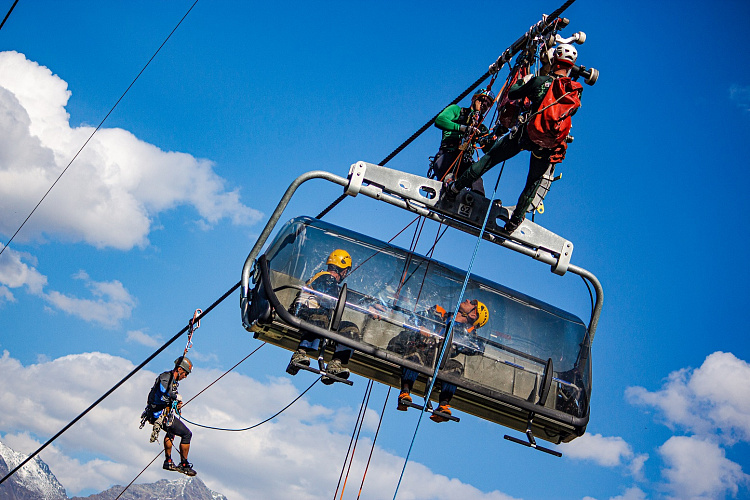 «Роза Хутор» принимает чемпионат МЧС России по многоборью спасателей, фото 4 - круглогодичный курорт «Роза Хутор»