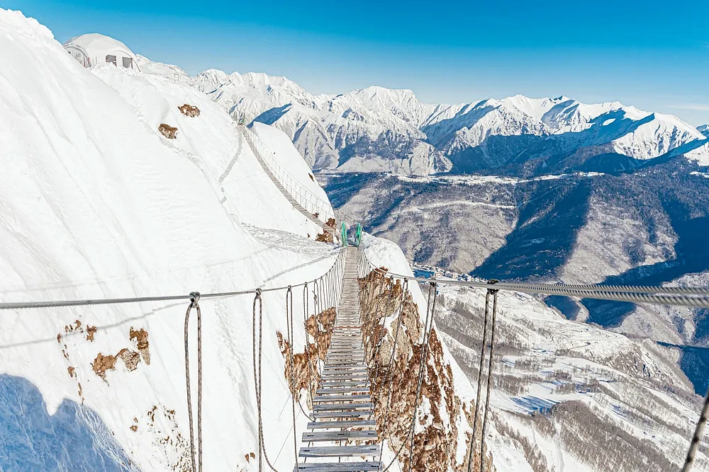 Подвесной мост, фото 7 - круглогодичный курорт «Роза Хутор»