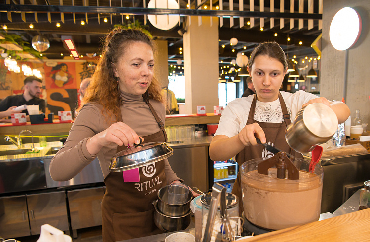 Какао со всего света - в пространстве Food Street , фото 1 - круглогодичный курорт «Роза Хутор»