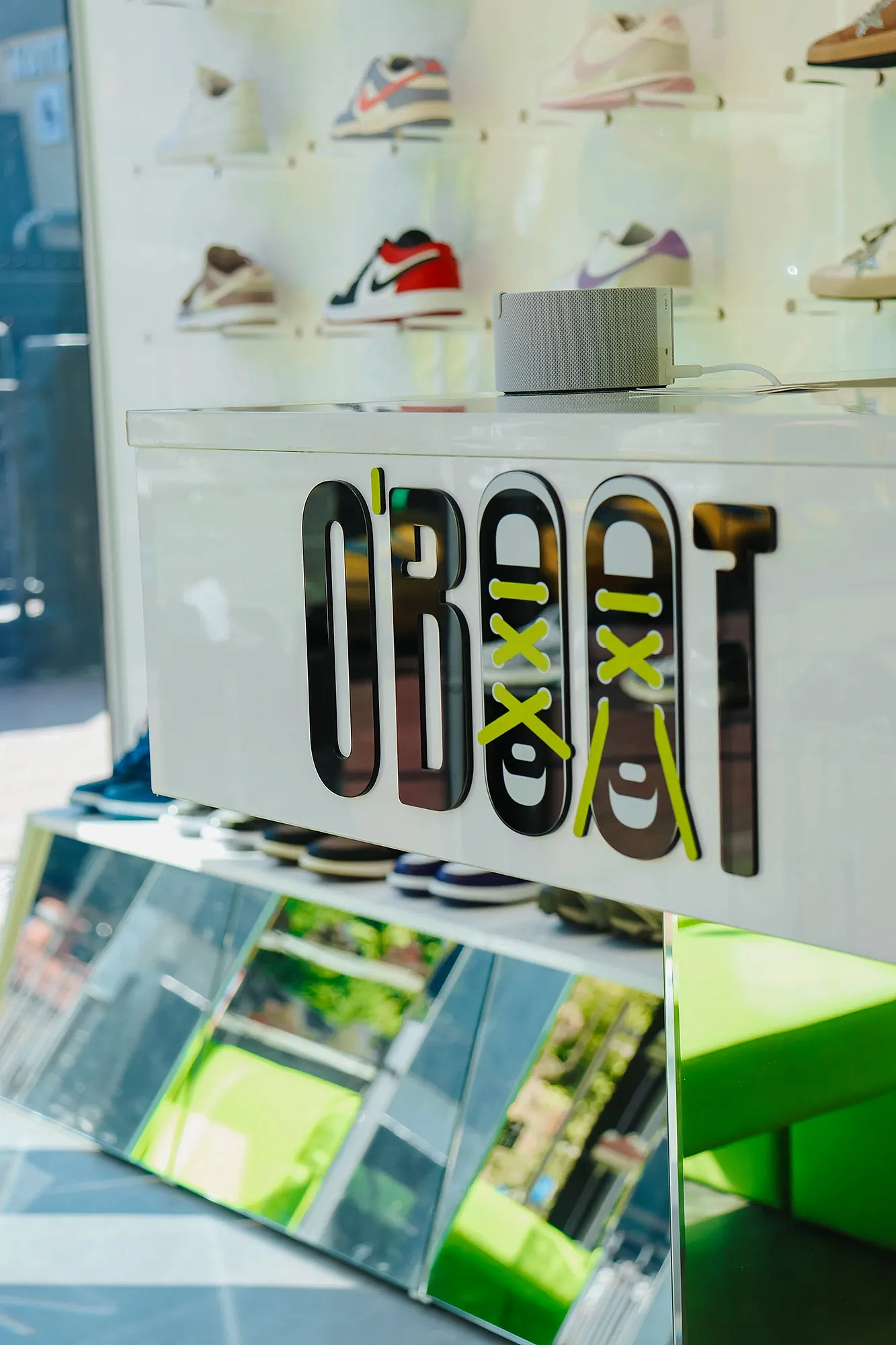 Магазин обуви O`BOOT, фото 5 - круглогодичный курорт «Роза Хутор»
