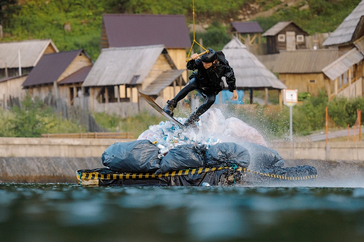 Горы, солнце, вода и мусор, фото 2 - круглогодичный курорт «Роза Хутор»