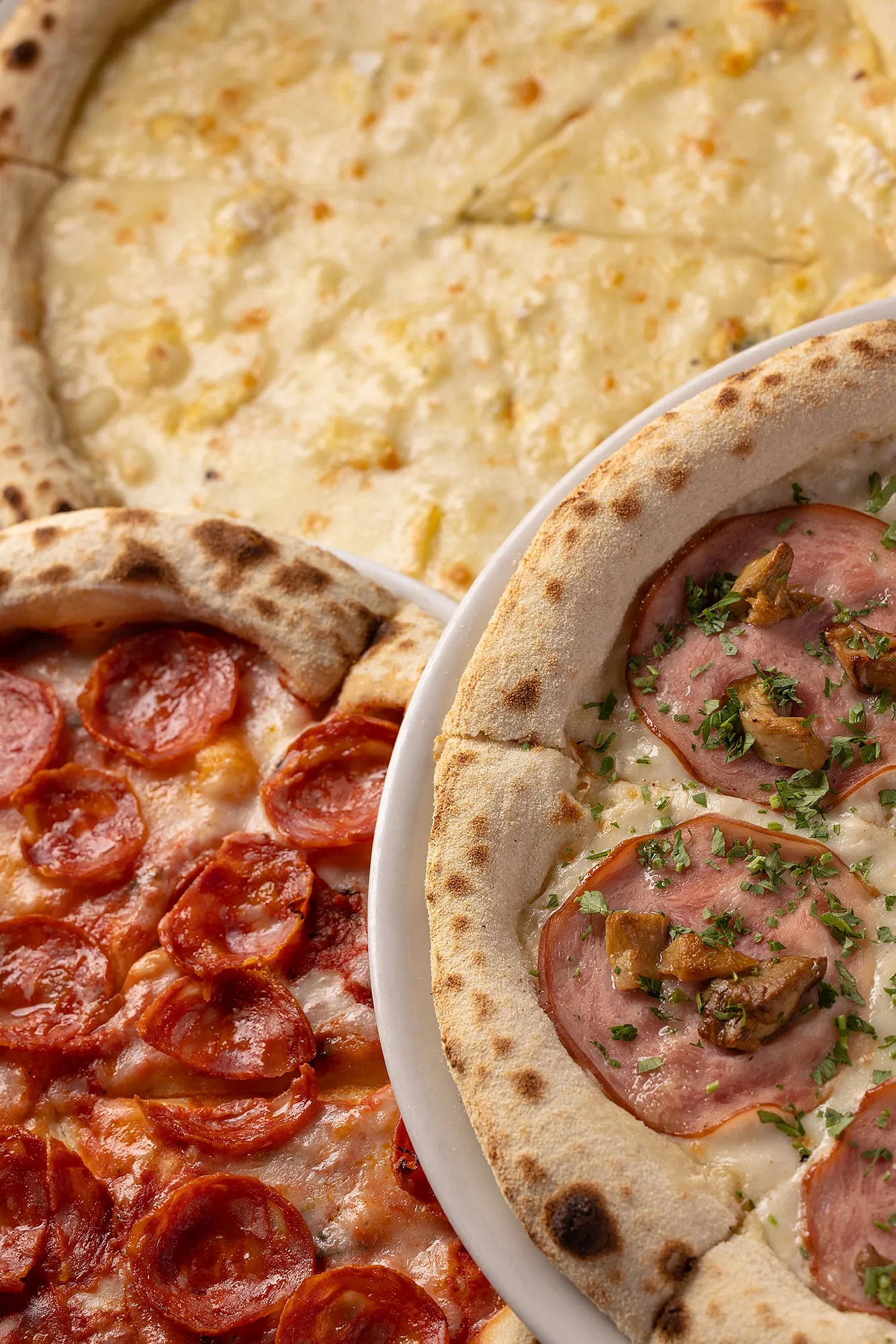 Фестиваль пиццы в ресторане Luciano, фото 2 - круглогодичный курорт «Роза Хутор»