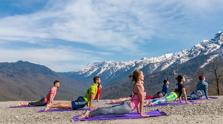 Бесплатные утренние тренировки проходят на «Роза Хутор», фото 2 - круглогодичный курорт «Роза Хутор»