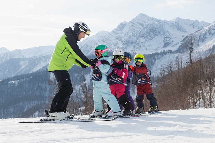 От Сахалина до Сочи: «Роза Хутор» открывает детский абонемент, объединяющий горные курорты России, фото 5 - круглогодичный курорт «Роза Хутор»