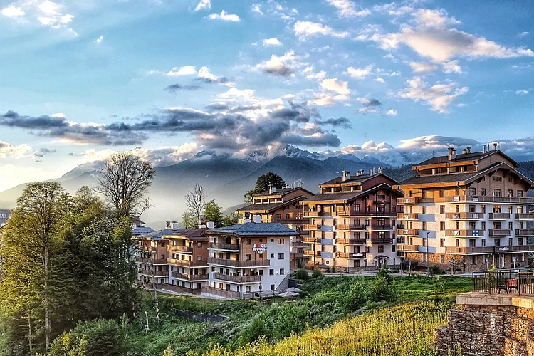 Открыто бронирование отелей в Горной Олимпийской деревне, фото 4 - круглогодичный курорт «Роза Хутор»