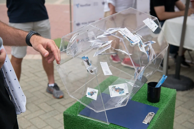 Знаменитые фигуристы провели автограф-сессию на курорте «Роза Хутор» , фото 3 - круглогодичный курорт «Роза Хутор»