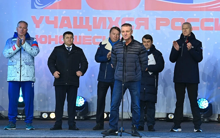 Руководство «Роза Хутор» награждено памятными медалями за значительный вклад в подготовку к Олимпиаде-2014, фото 2 - круглогодичный курорт «Роза Хутор»