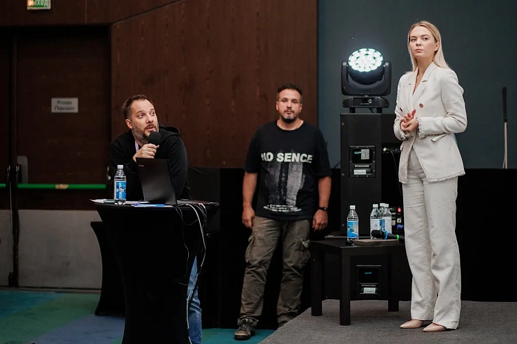 Продолжается фестиваль онлайн-кинотеатров «Новый сезон» , фото 5 - круглогодичный курорт «Роза Хутор»