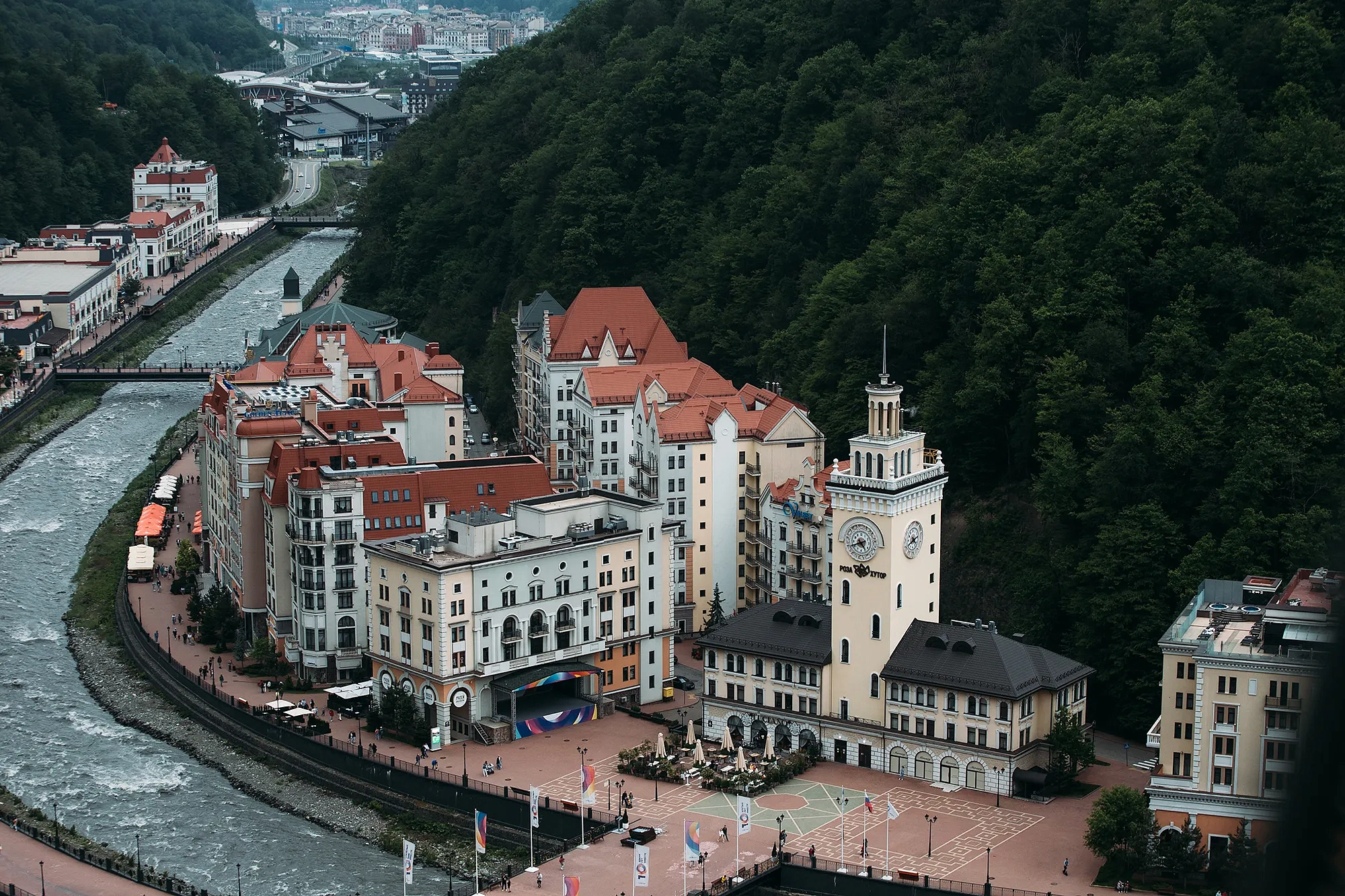 Роза Долина 560 м, фото 2 - круглогодичный курорт «Роза Хутор»