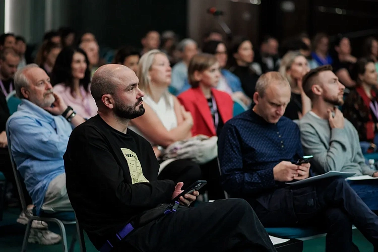 Продолжается фестиваль онлайн-кинотеатров «Новый сезон» , фото 2 - круглогодичный курорт «Роза Хутор»