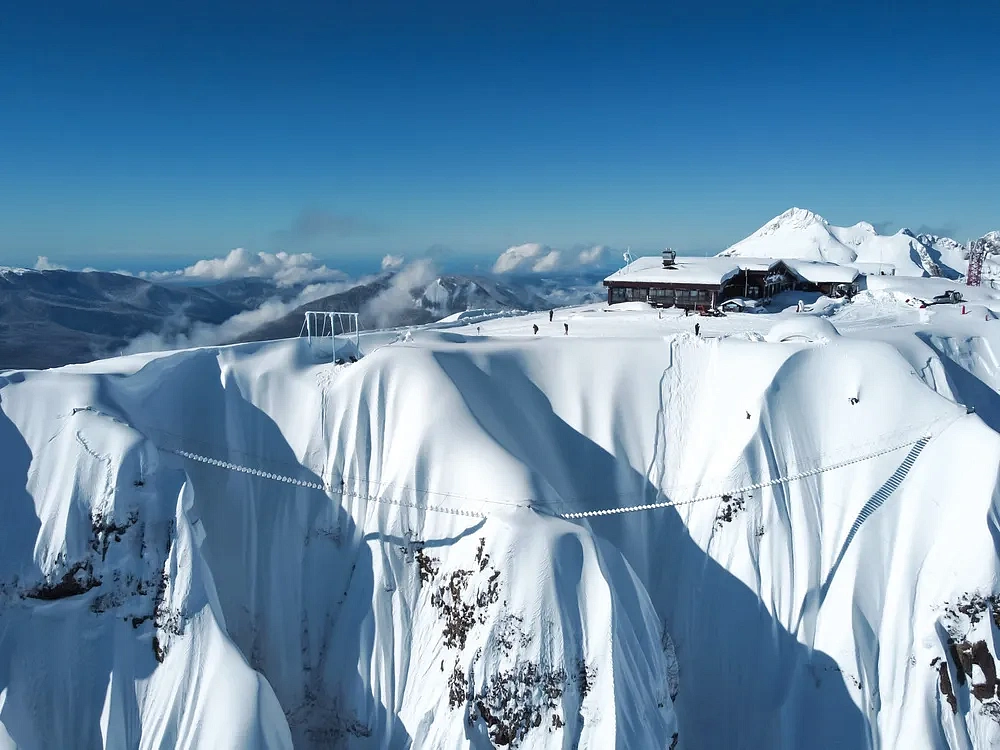 Подвесной мост, фото 9 - круглогодичный курорт «Роза Хутор»