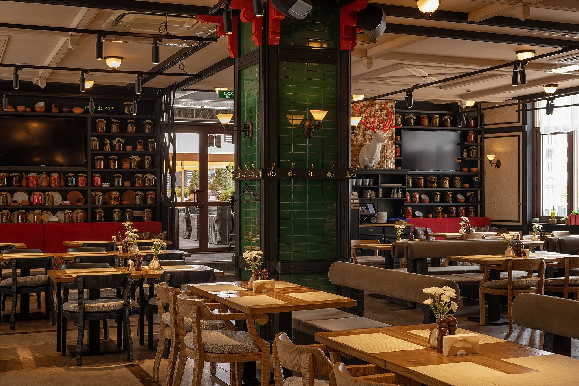 Новогодняя ночь 2026 в «Чё? Харчо!», фото 1 - круглогодичный курорт «Роза Хутор»