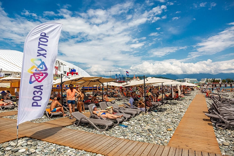 Морской пляж курорта Роза Хутор откроется 1 июня, фото 6 - круглогодичный курорт «Роза Хутор»