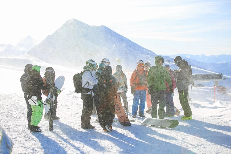 На «Роза Хутор» открыто раннее катание, фото 1 - круглогодичный курорт «Роза Хутор»
